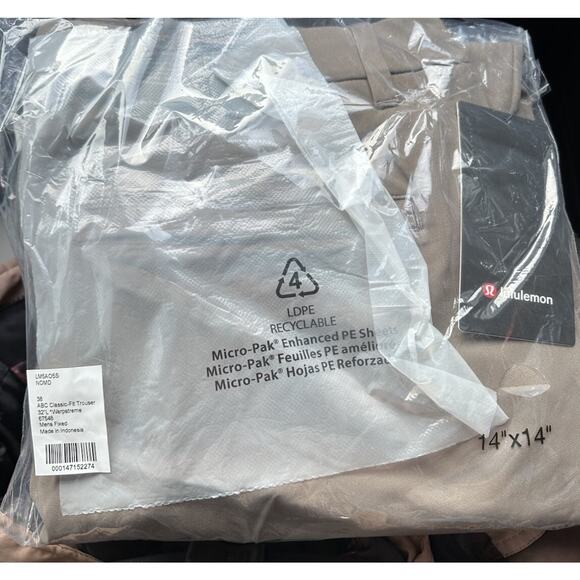 NWT $128 Lululemon ABC Classic-Fit 5Pkt Pants Trouser Warpstreme In Nomad 38x32 - Picture 9 of 9